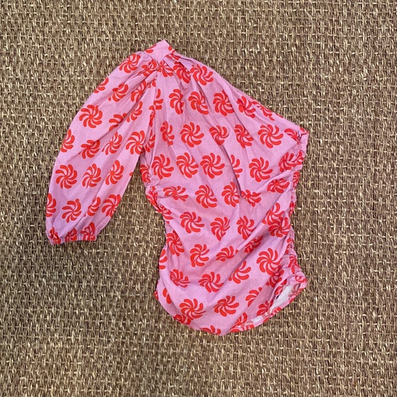 Kitri One Shouldered Top - Picture 6 of 8